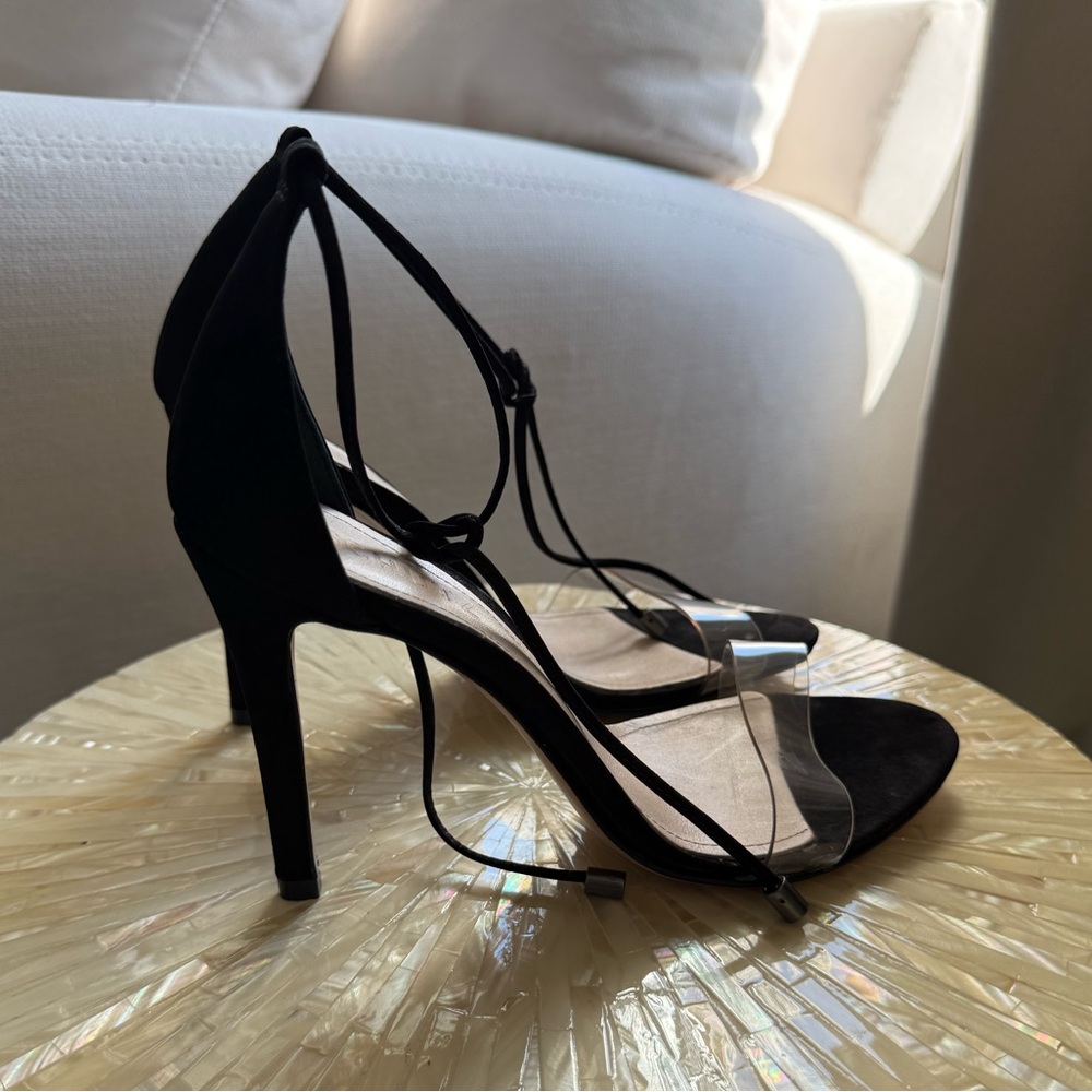 NEW Never Worn Schutz Strappy Heels that tie around the ankle - gorgeous!